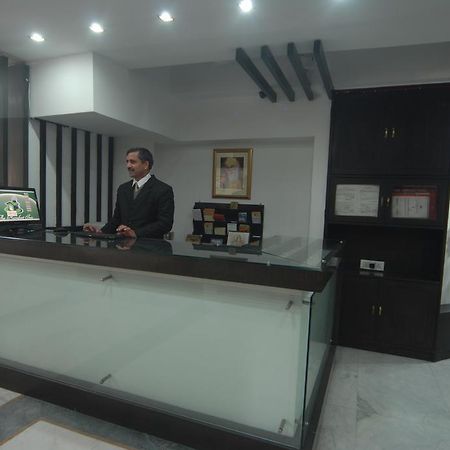 Chandīgarh The Komfort Inn מראה חיצוני תמונה