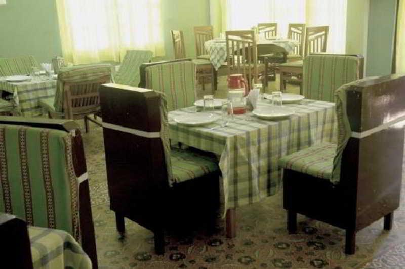 Chandīgarh The Komfort Inn מראה חיצוני תמונה